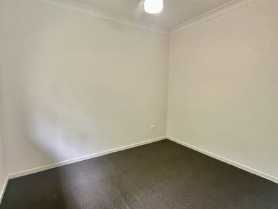1 / 17 Kains Avenue, Brassall