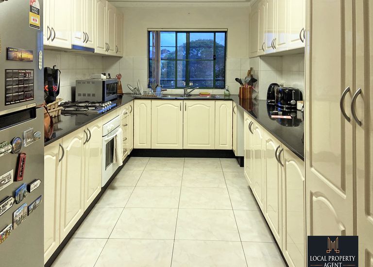 6 / 11-15 Cahors Rd, Padstow