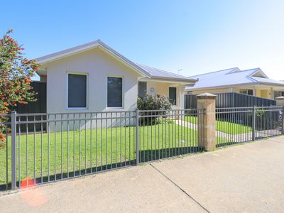 12 Boys Road, Pinjarra