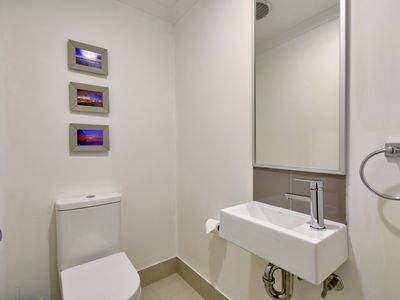 10 Fairy Parade, Alkimos