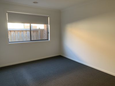 20 Golden Wattle Drive, Mount Duneed