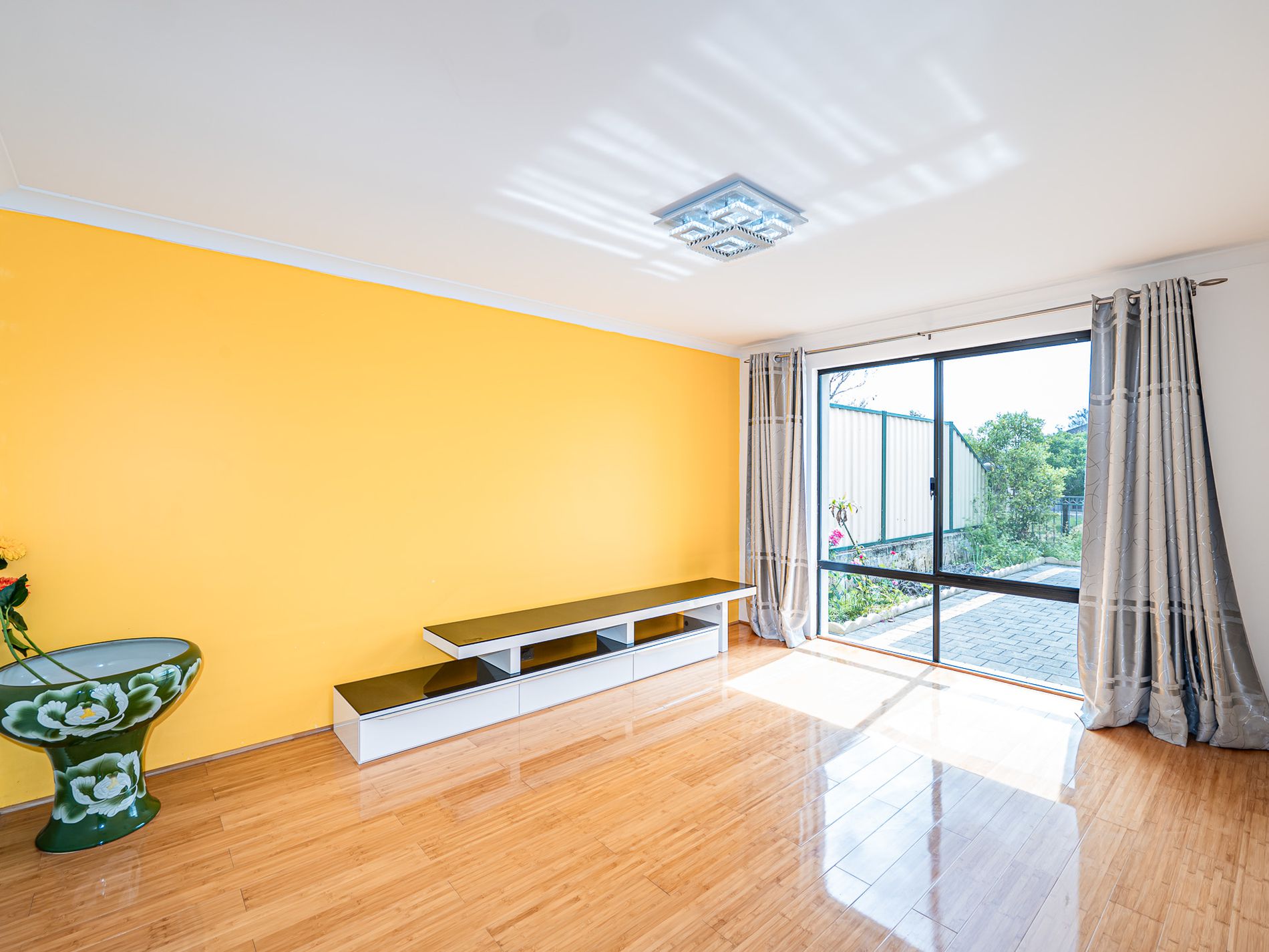 2 Jesmond Lane, Success