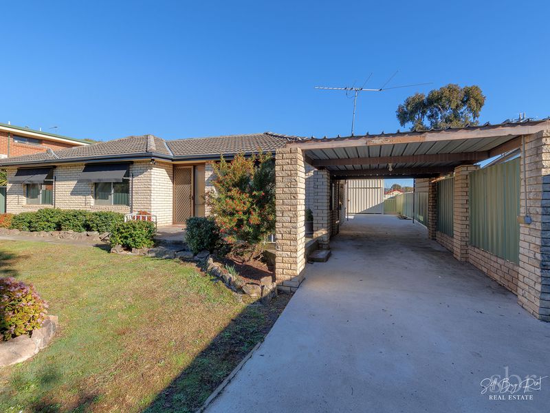 1 WATTLE COURT, Wodonga