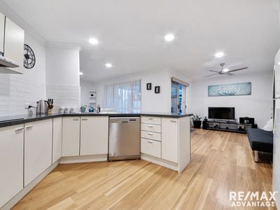 9 Cynthia Place, Wakerley