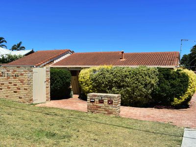 1/71 Colin Road, Scarborough