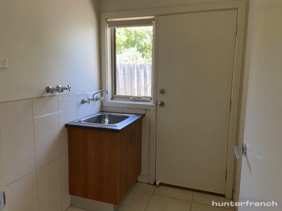 2/123 Merton Street, Altona Meadows