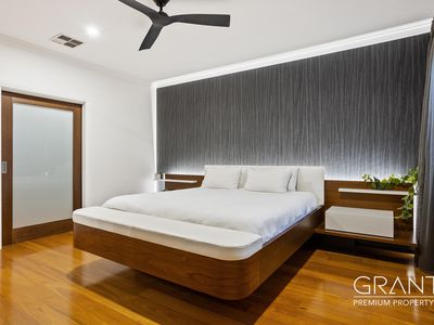 71 Kishorn Rd, Mount Pleasant