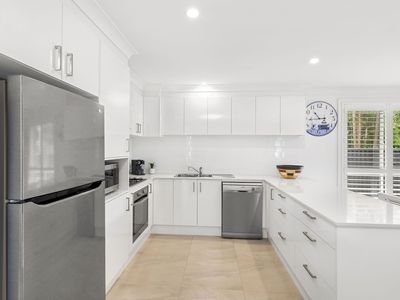 2 / 142 South Street, Tuncurry