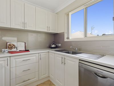 49 Wattle Street, Fishermans Paradise