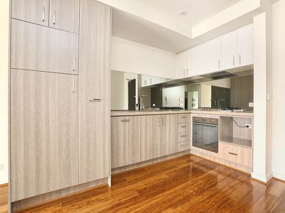 307 / 7 Warrs Avenue, Preston