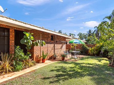 2 / 2 Robert Street, Broome