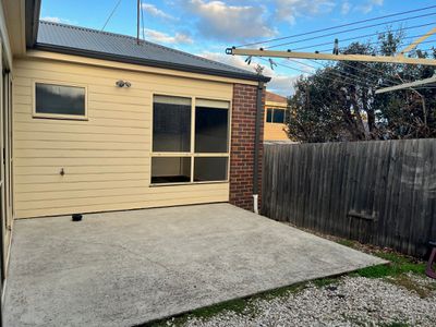 8 / 22 Walter Street, East Geelong
