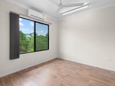 2 / 1A Mahogany Street, Goondi Hill