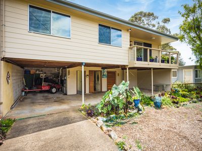 39 Lakeside Drive, Kianga