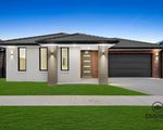 15 Whitestrand Road, Clyde North