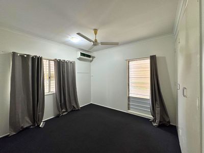 1 Decastella Crescent, Moranbah