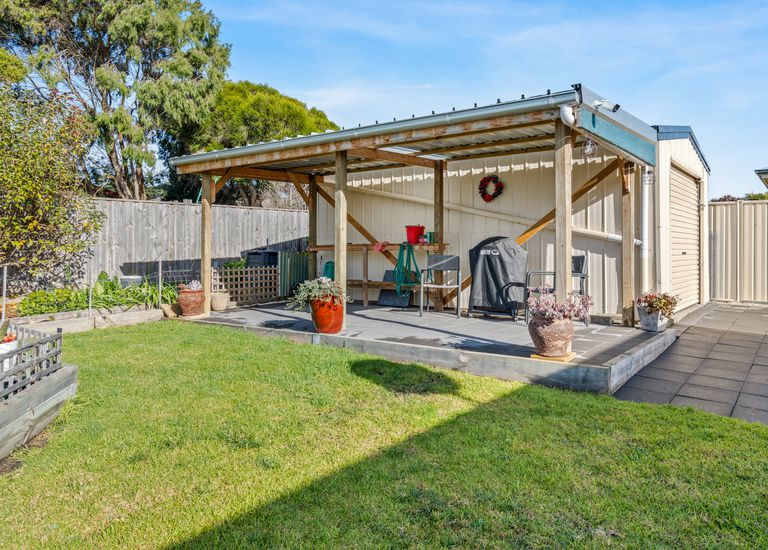 9 Coastal Court, Portland
