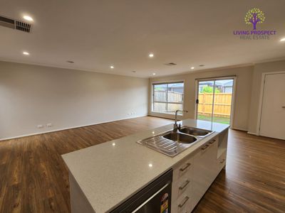 2 Adair Street, Thornhill Park