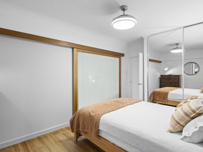 4 / 296 Newcastle Street, Perth