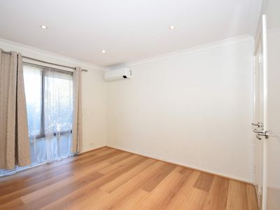 2 / 84 Clydesdale Street, Como