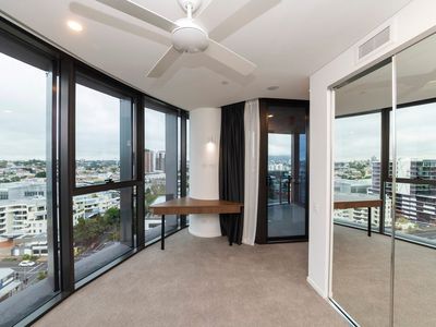 1107 / 15 Manning Street, South Brisbane