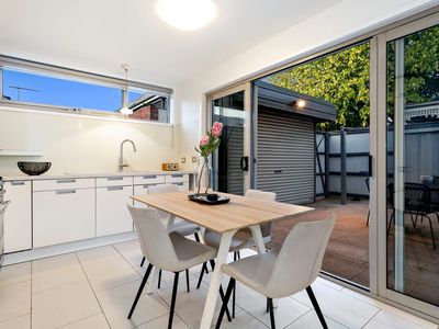 11 Woodlawn Street, Richmond