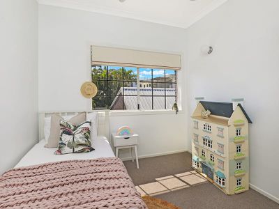 28 Ocean View Avenue, Mooloolaba