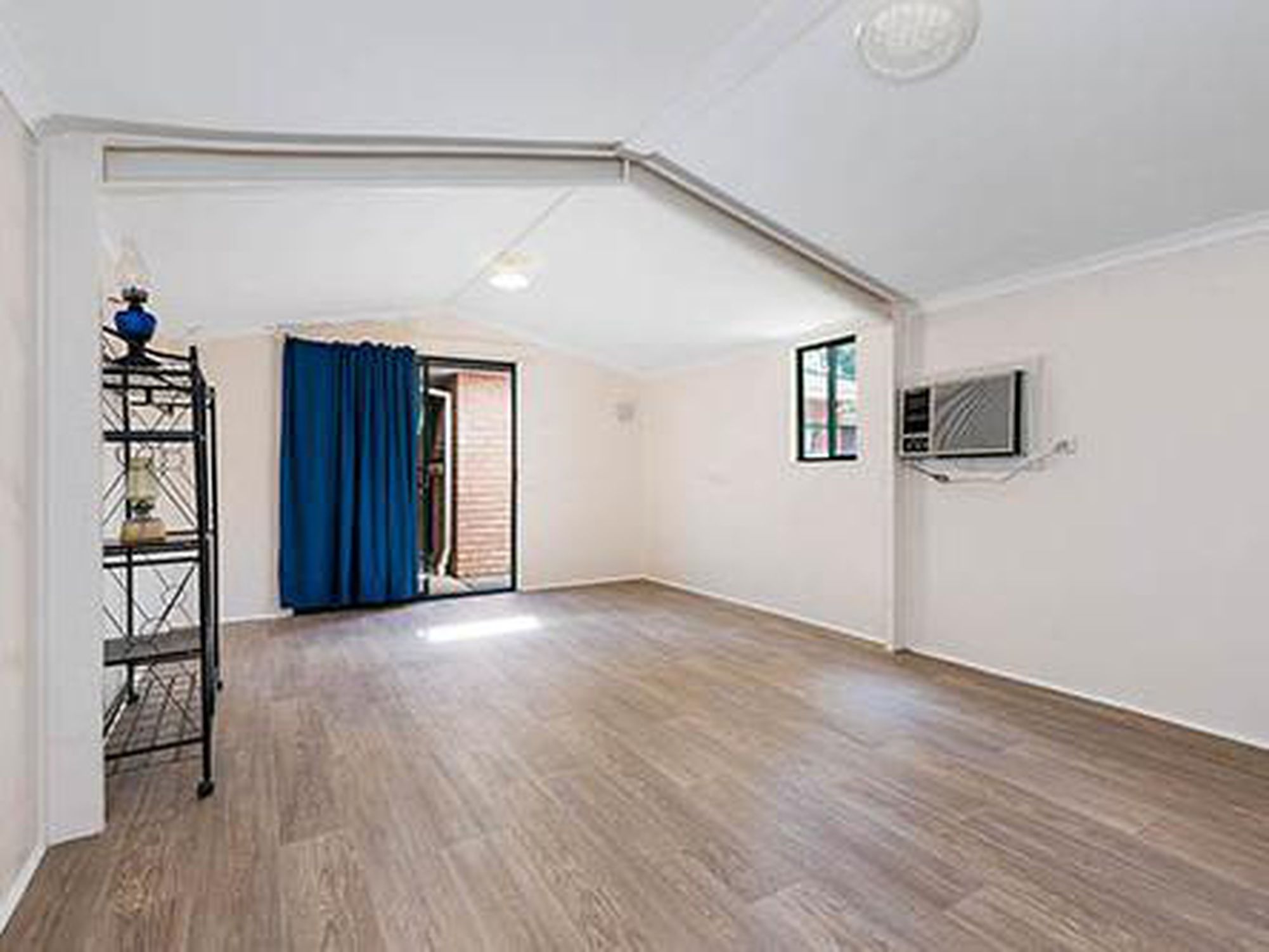 20 Roclin Avenue, Newton
