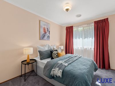 16 Gratton Place , Isaacs