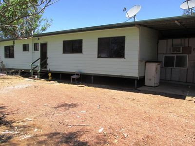 5-7 Torrs road Ilfracombe, Longreach
