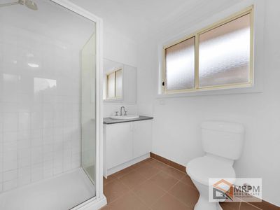 4 Lucy Close, Tarneit