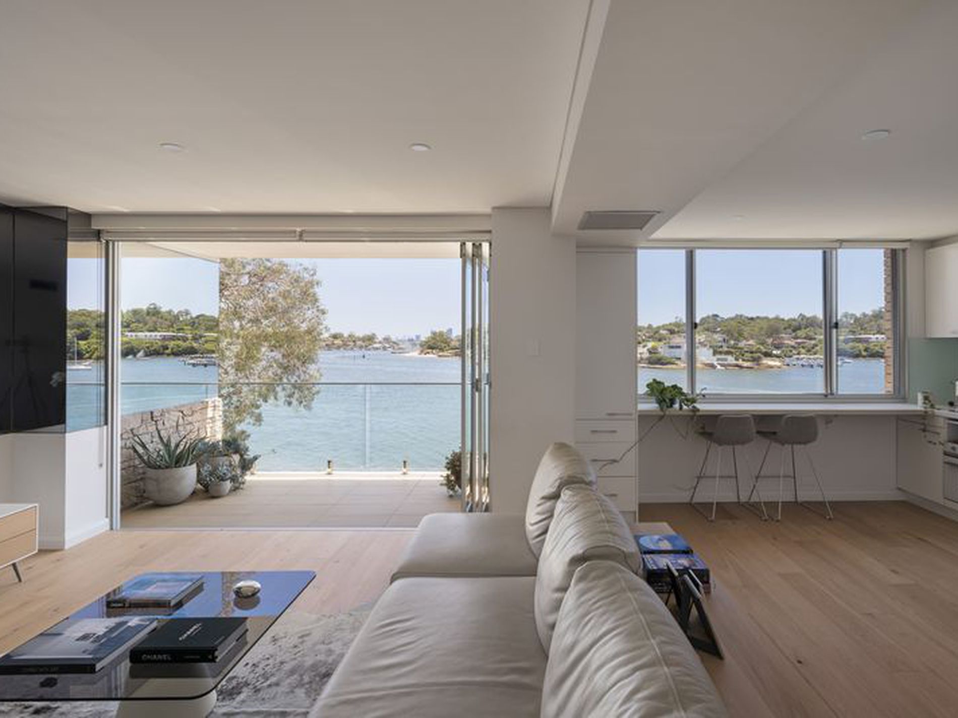 13 / 9 Bortfield Drive, Chiswick