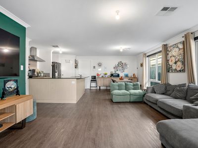 12 ANGOVE ROAD, Baldivis