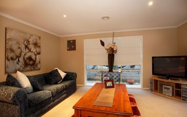 39 Fieldstone Boulevard, Beaconsfield