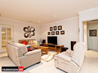 38B Leeds Street, Dianella