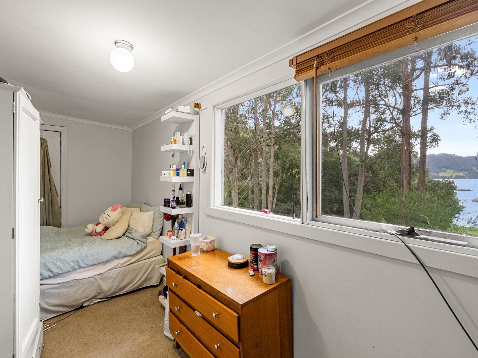73 Esperance Coast Road, Surges Bay