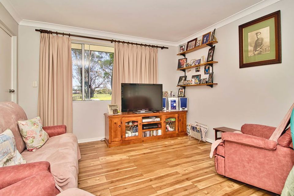 310 Young Road , Baldivis