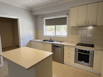 4 / 2A Luth Street, Sebastopol