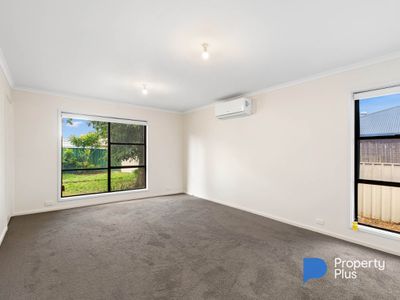 35 Energetic Street, Long Gully