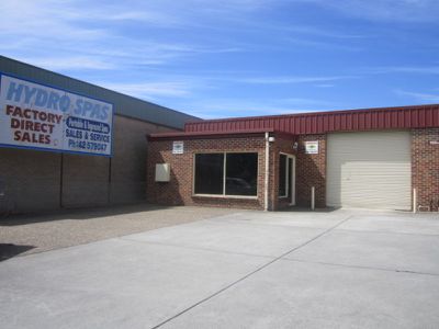 1/102A Industrial Road, Oak Flats