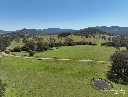 Relax, Rewind & Reimagine – Land, Livestock & Lifestyle Await