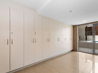 3 / 106 The Strand, North Ward