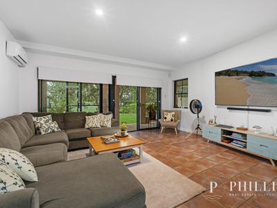 3274 The Palladian Drive, Hope Island