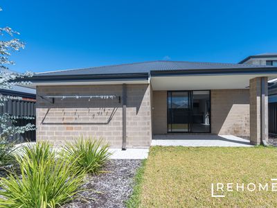 27 Meander Way, Treeby