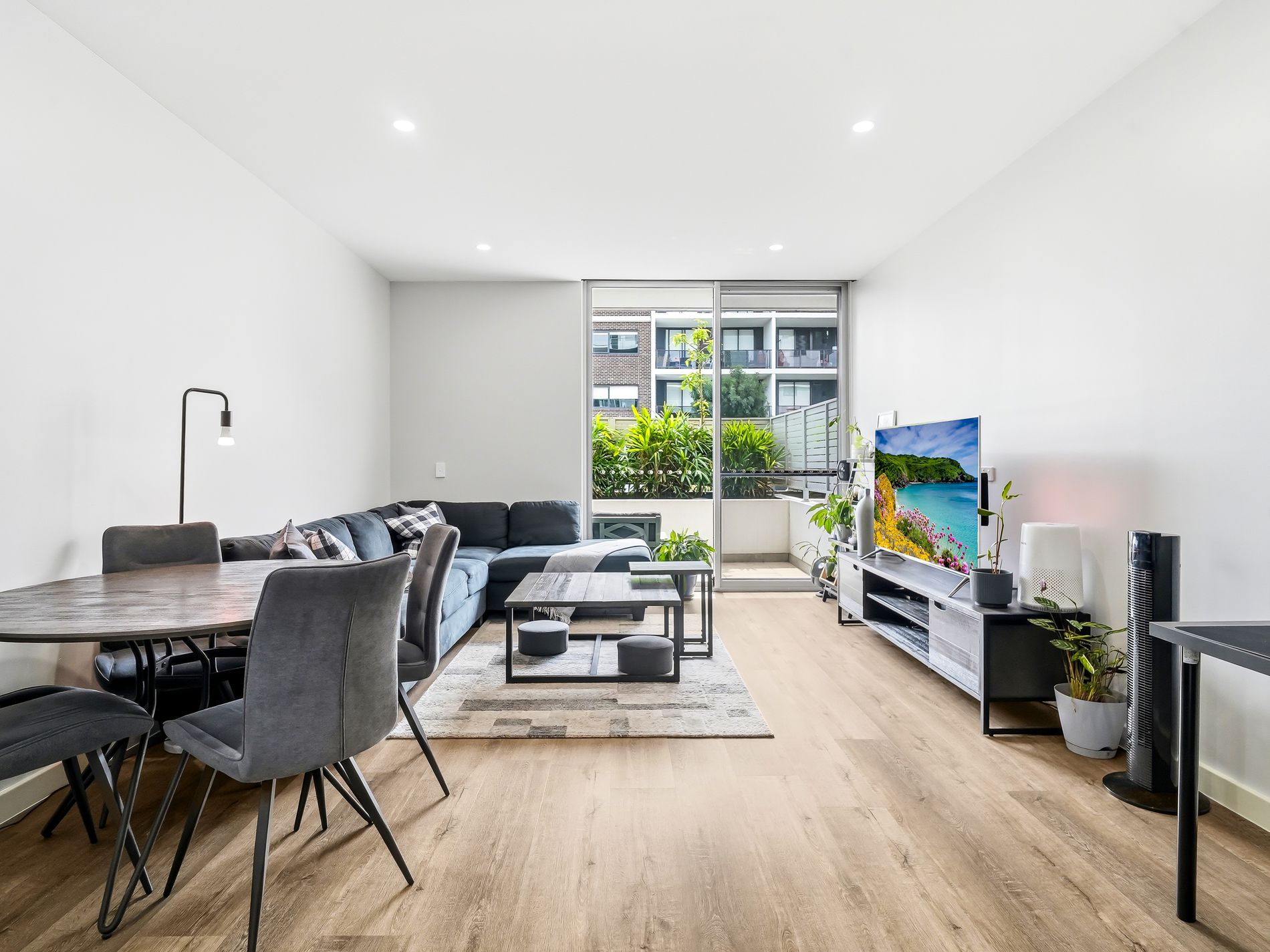 8 / 5 Manchester Drive, Schofields