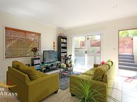 2 / 63 Monmouth Street, Morningside