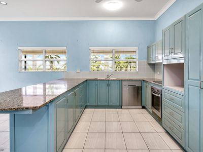 1 Moule Drive, Whitfield