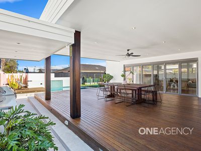 9 Boronia Avenue, Windang