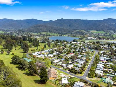 7 / 25 Fairway Avenue, Mount Beauty