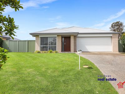 13 Stanley Drive, Beechwood